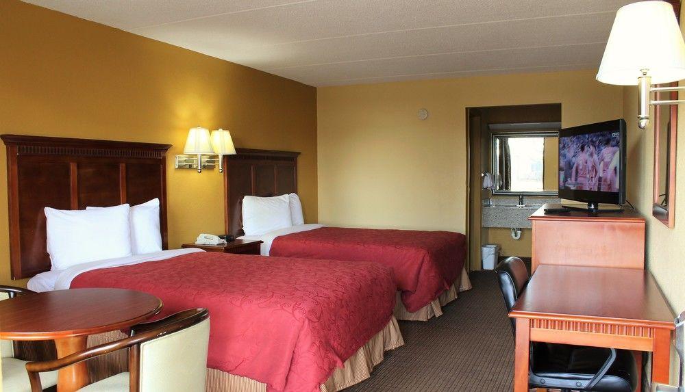 Executive Inn Scottsville 18/33