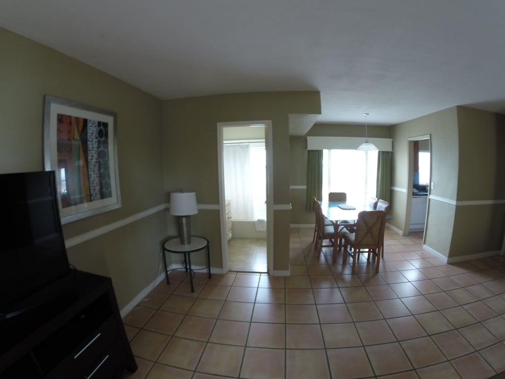 Silver Seas Beach Resort 43/67