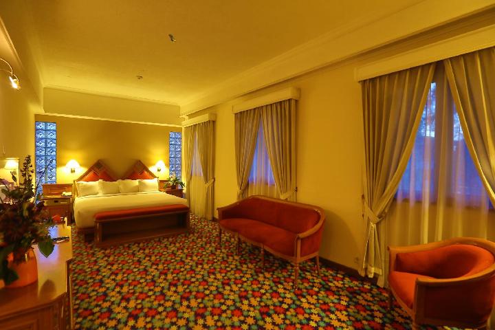 Royal Denai Hotel 10/20