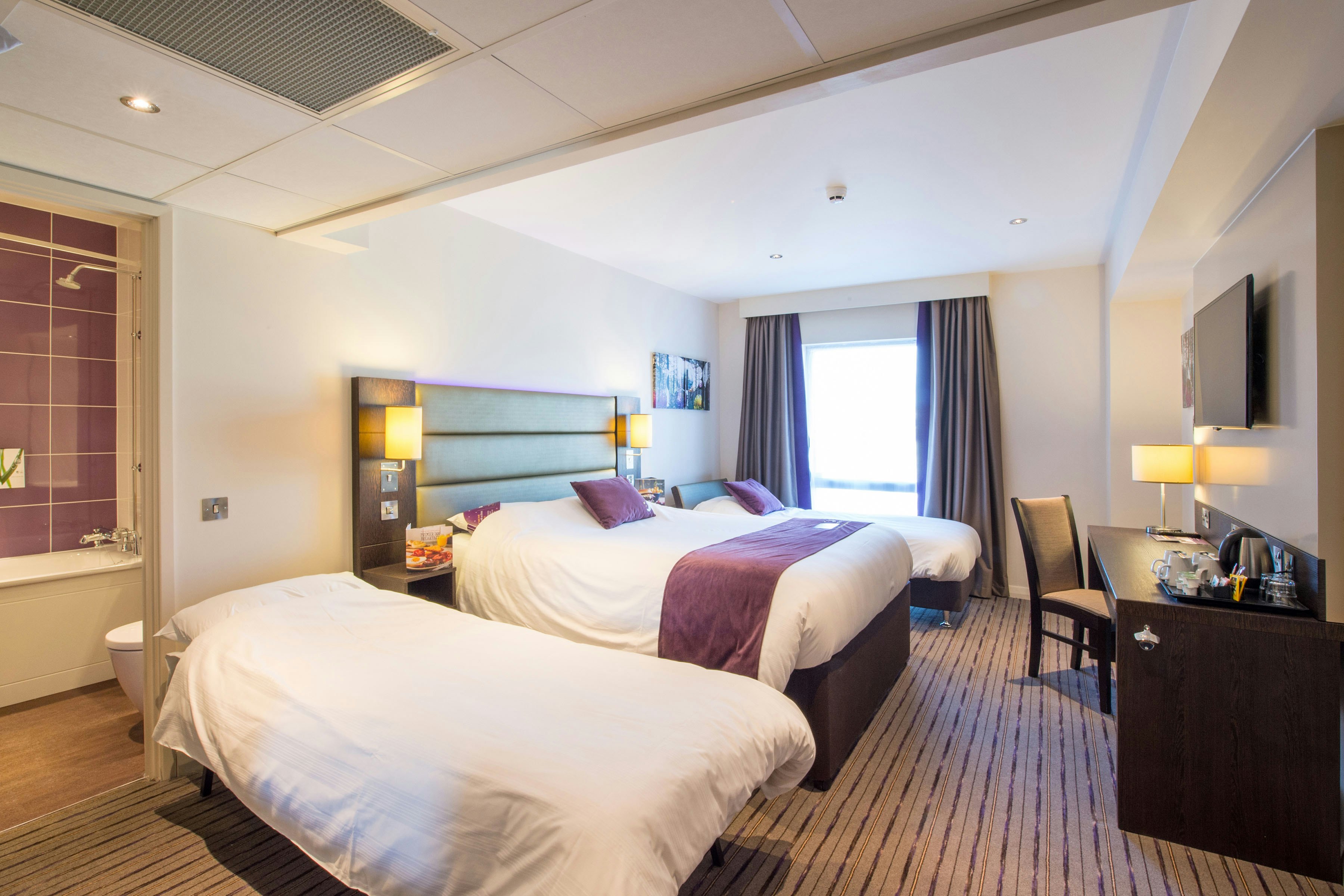 Premier Inn Tenby Town Centre 5/27