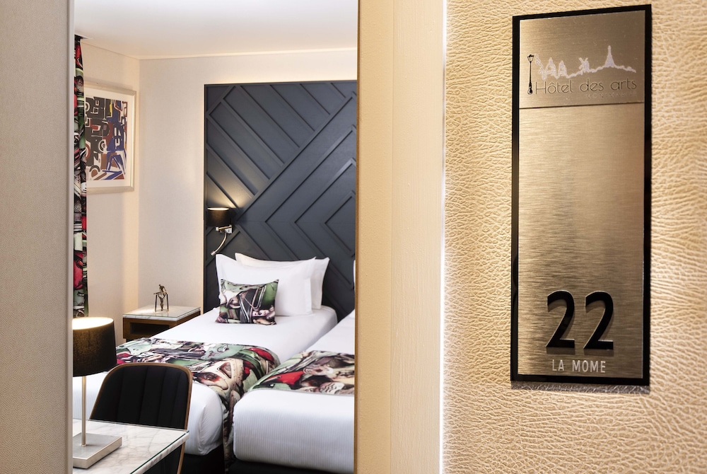 Des Arts Hotel 18/68
