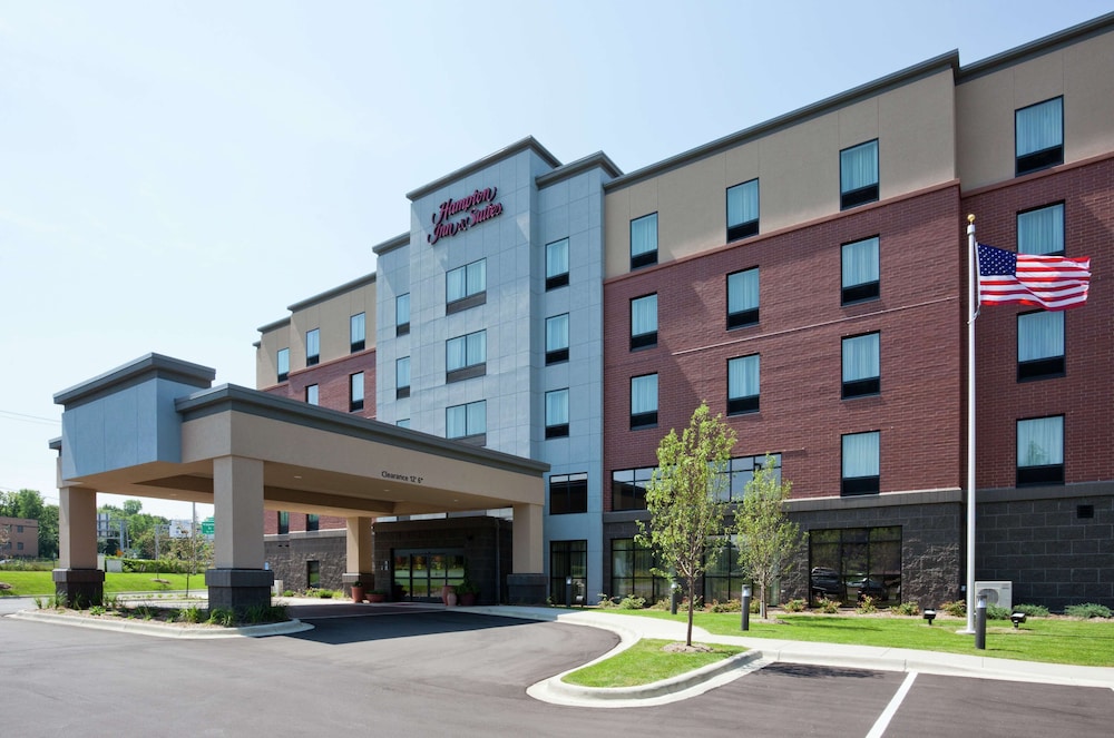 Hampton Inn & Suites Minneapolis/West-Minnetonka 1/25