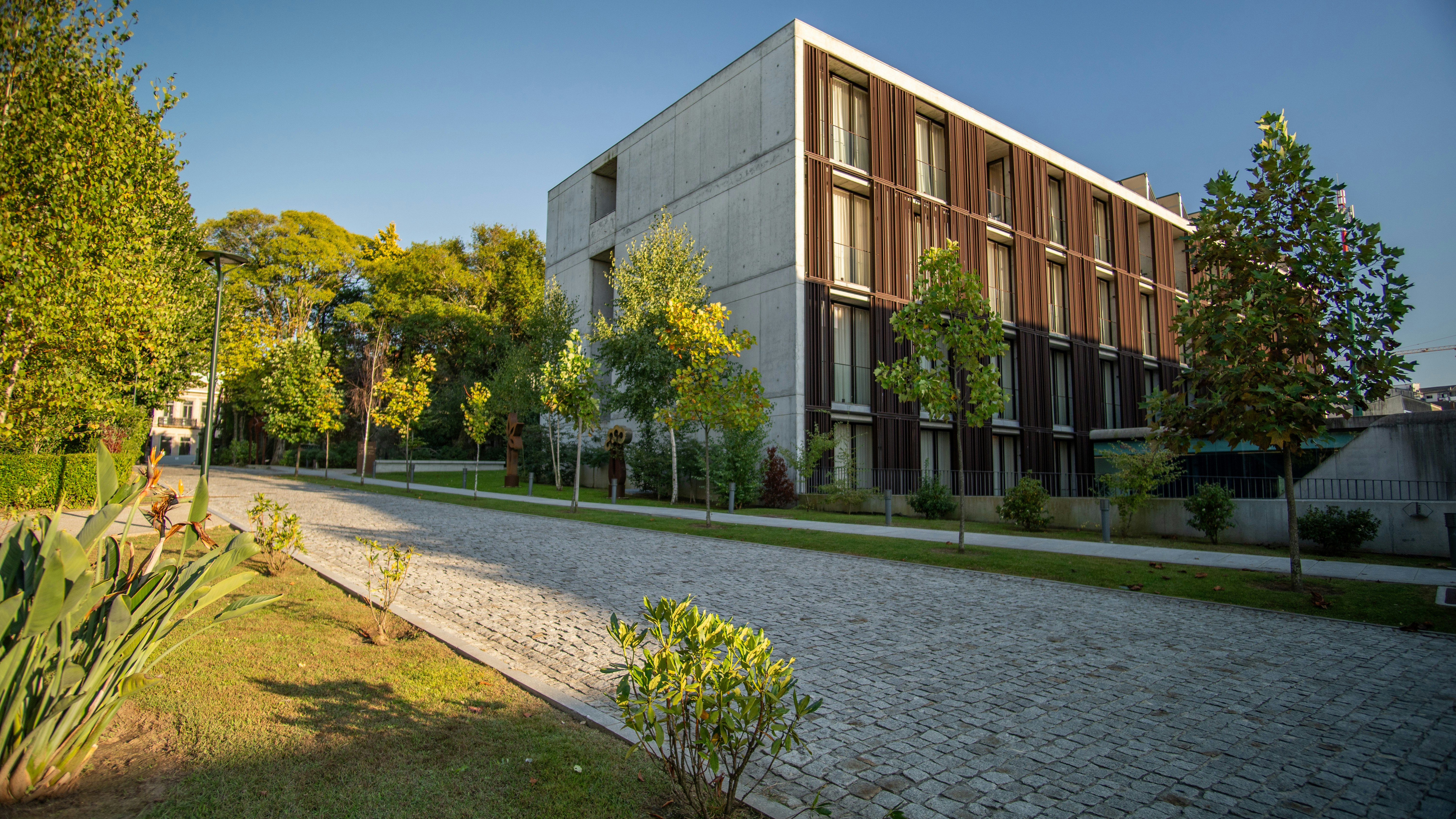 Curio Collection By Hilton Boeira Garden Hotel Porto 27/32