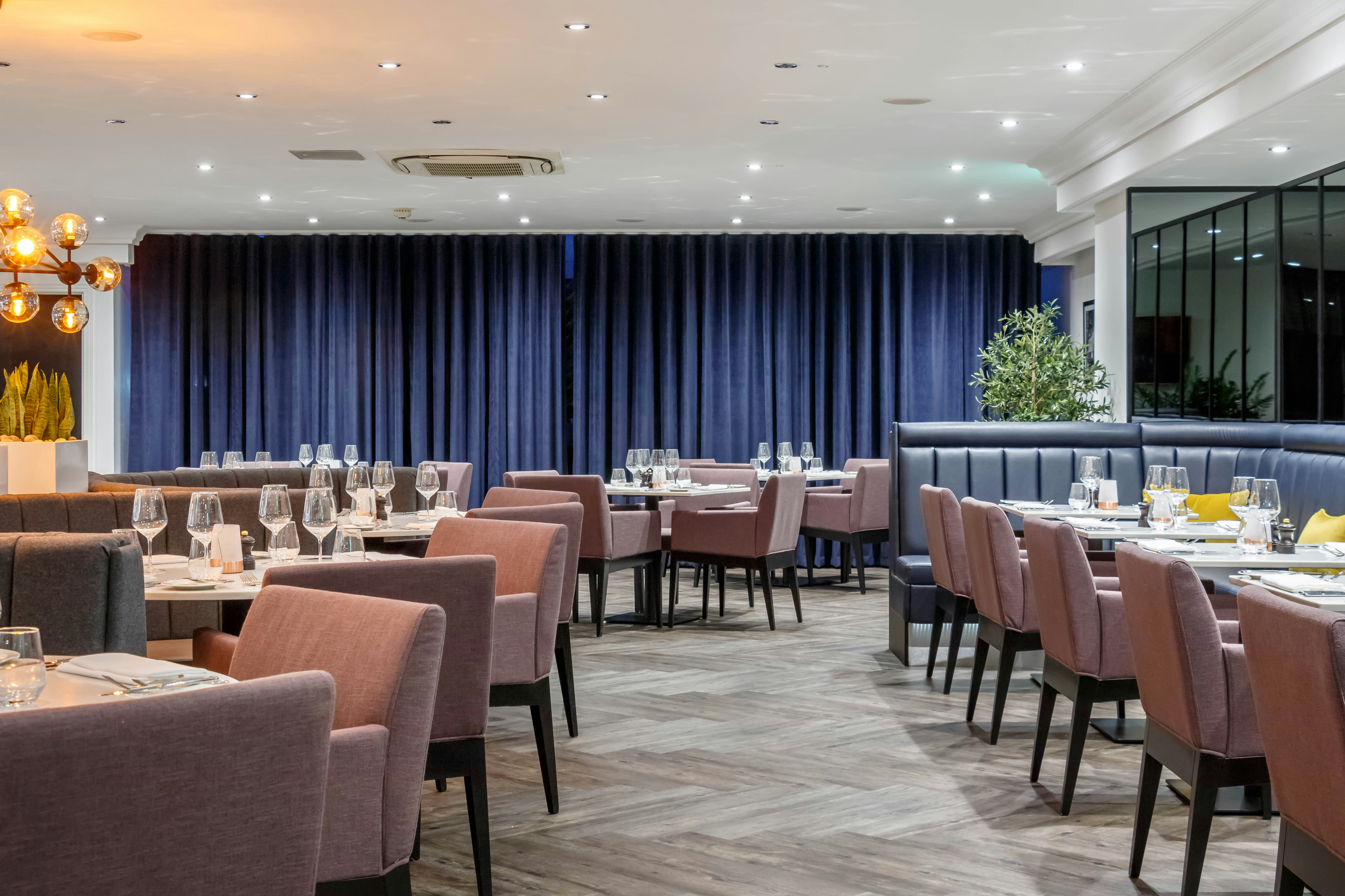 Garner Hotel Preston Samlesbury 61/77