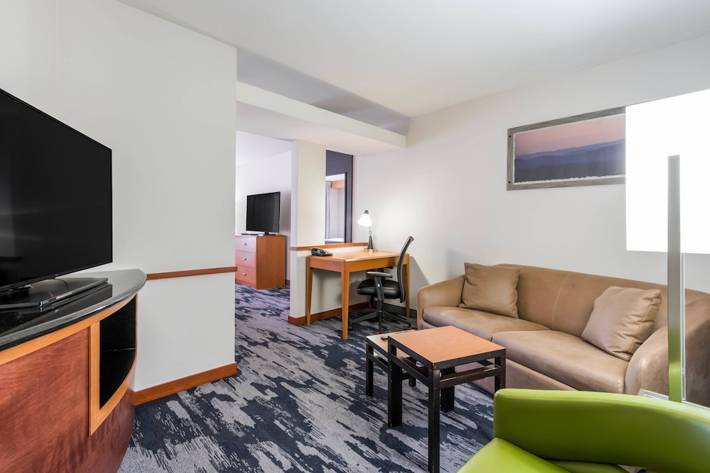 Fairfield Inn And Suites Columbia 25/36