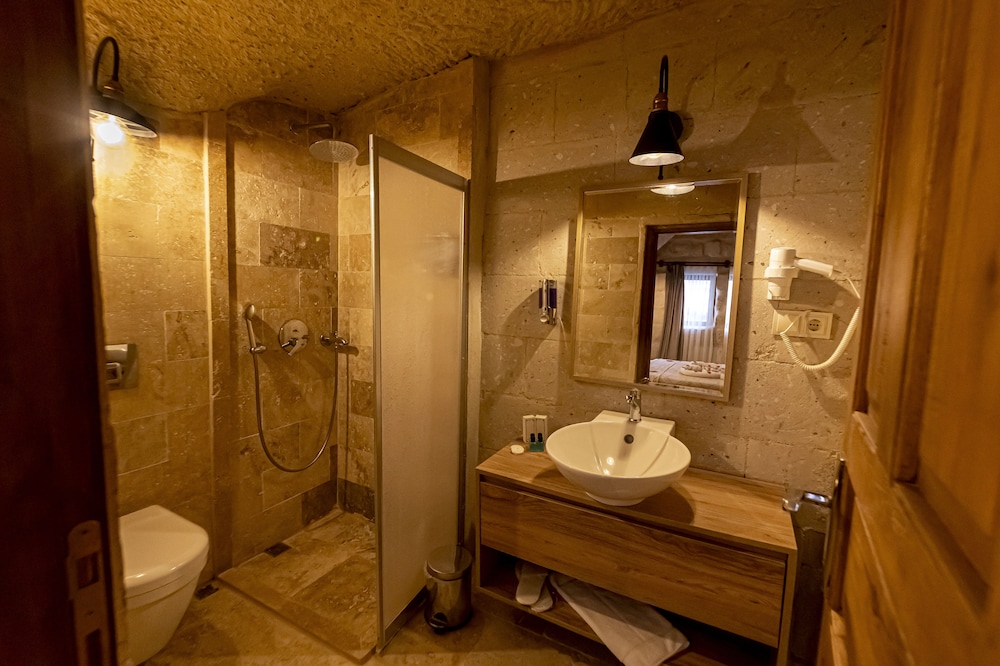 Feris Cave Hotel 47/50