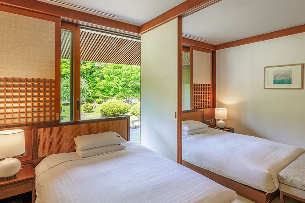 Podo Hotel 6/60