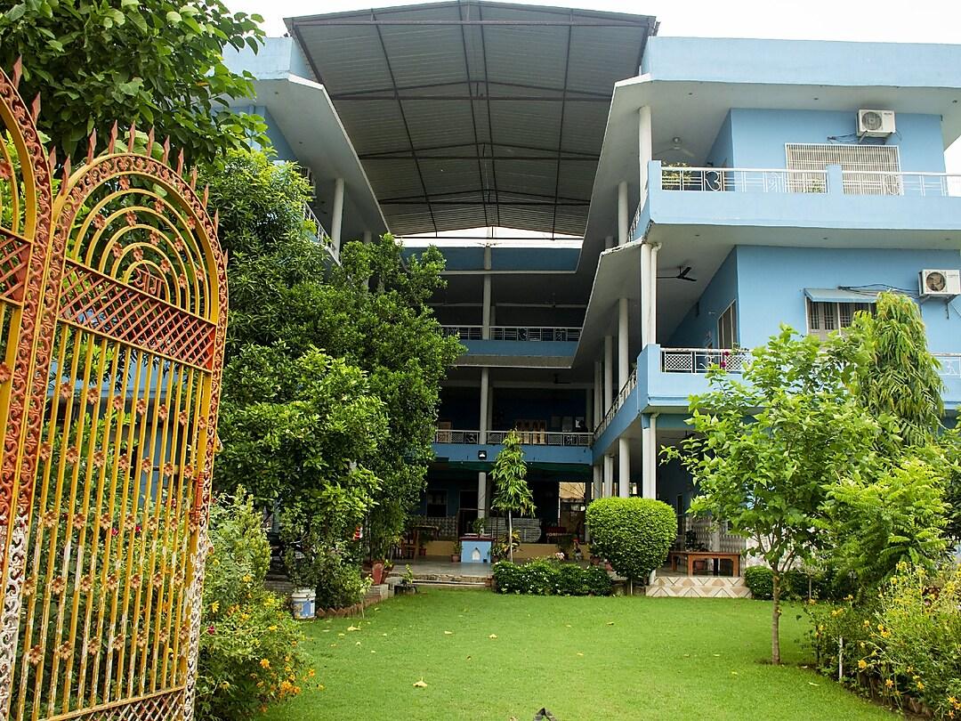 Shri Yoga Mandir Guest House 43/46