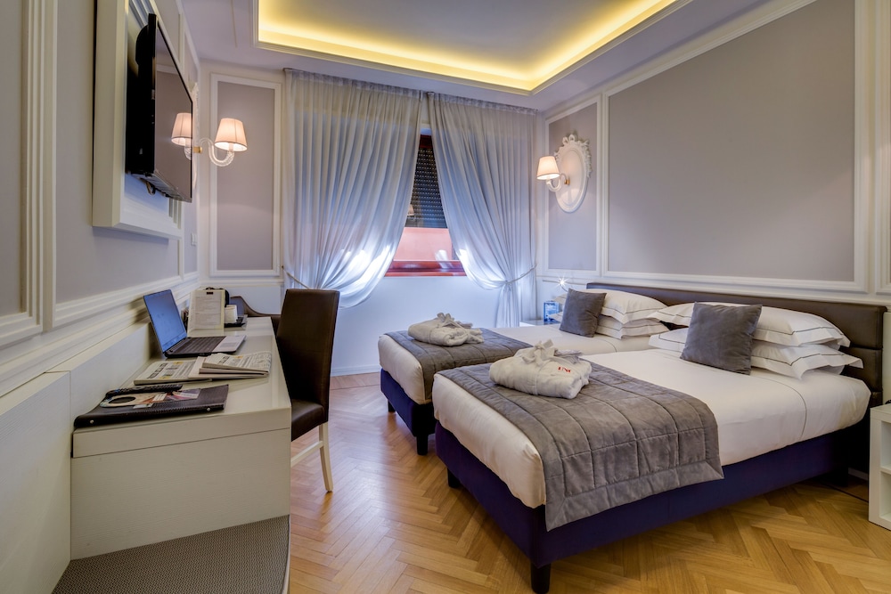 Grande Albergo Roma 16/69