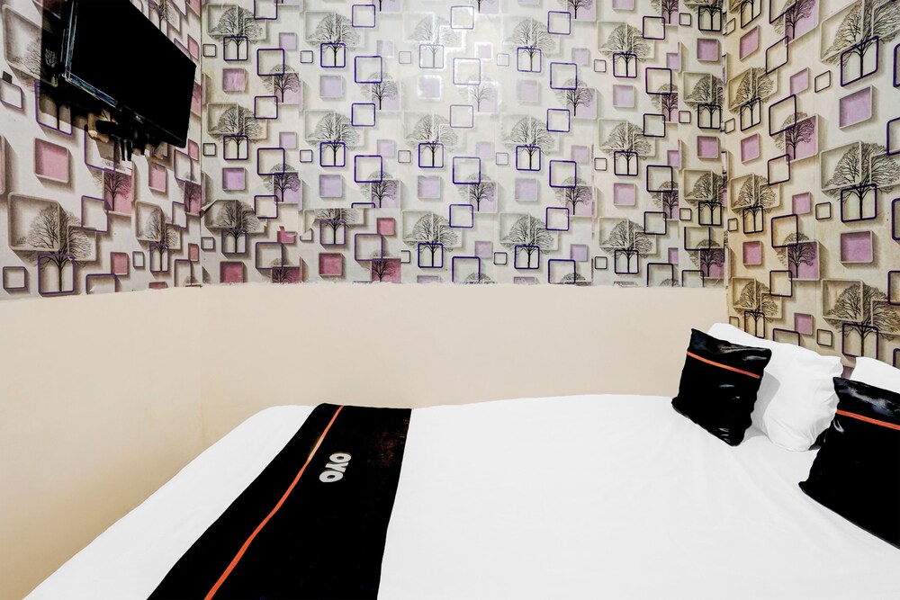 Hotel O Surabaya near Universitas Airlangga formerly Kertajaya Residence Surabaya 27/27