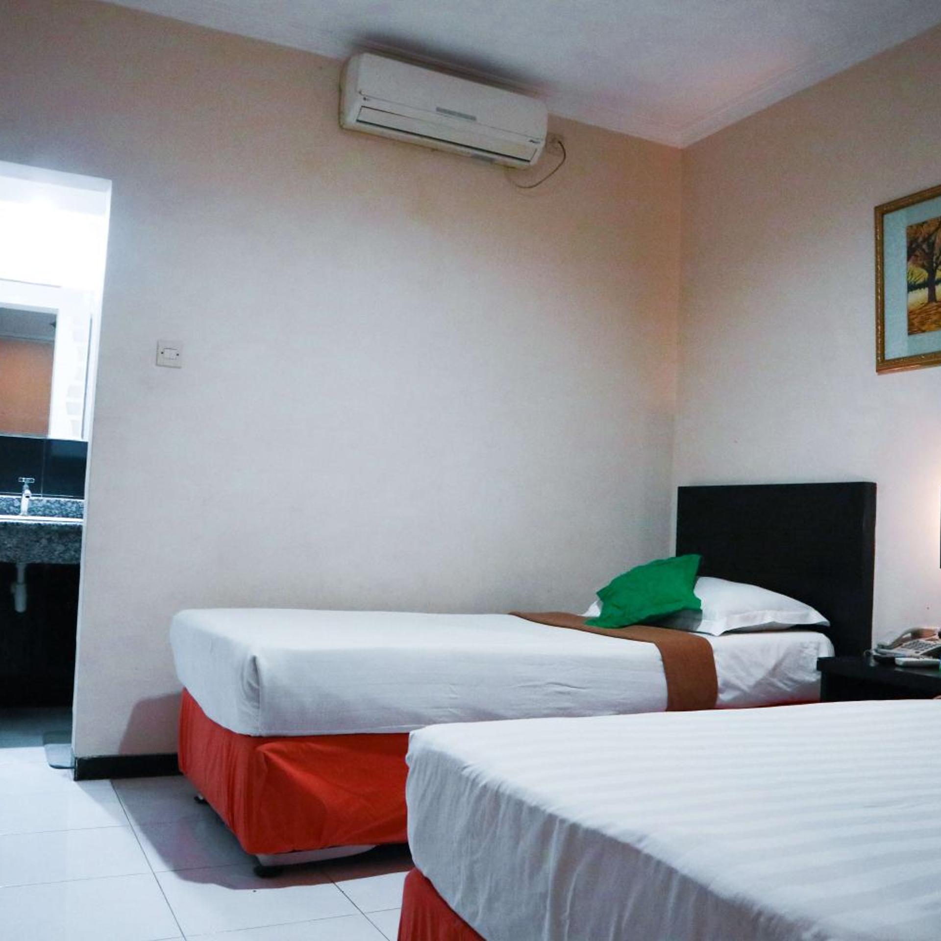 Helios Hotel Malang 10/51