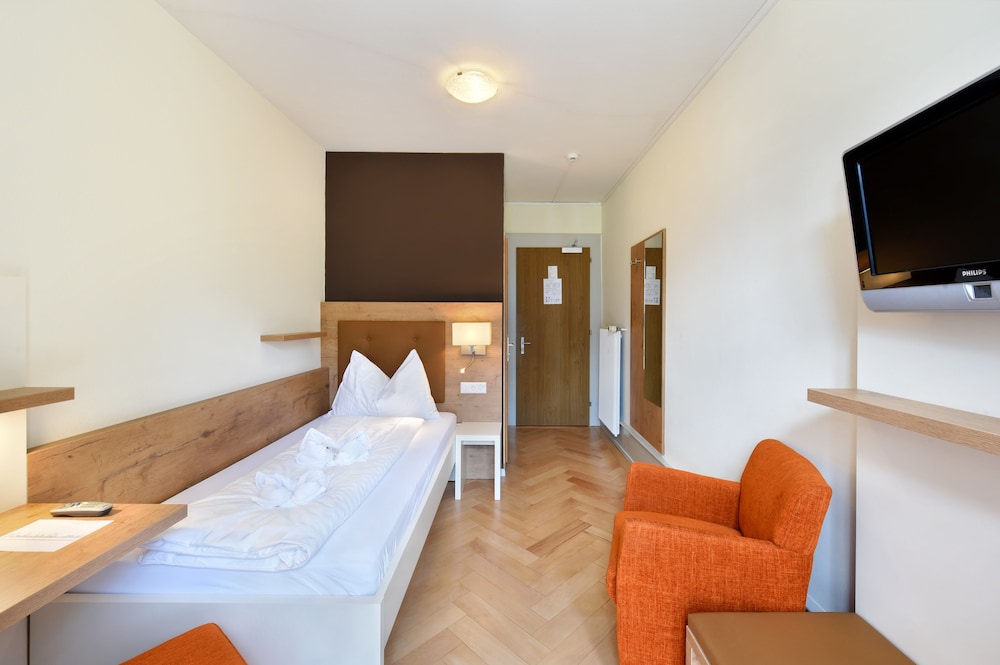 Budget Waldhotel Unspunnen 19/50