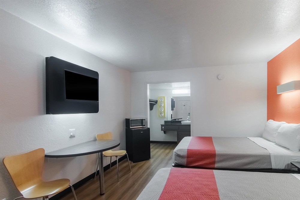 Motel6 Paris, TX 30/51