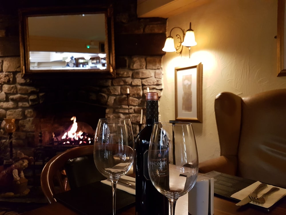 The Old Barn Inn 15/35