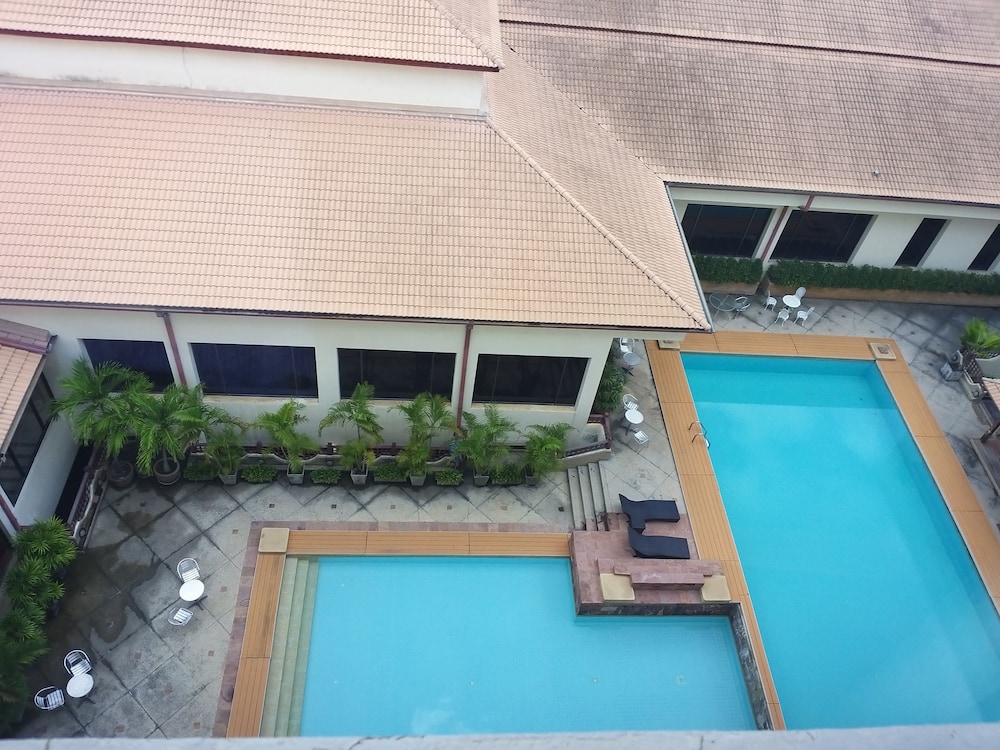 Songphanburi Hotel 25/49