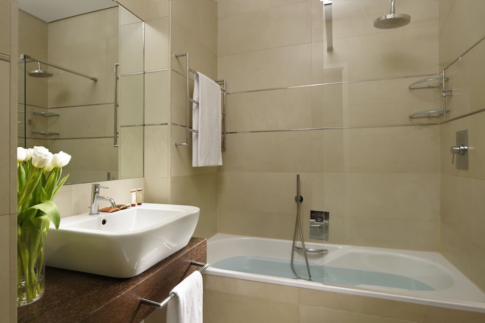غرفة قياسية بسرير مزدوج، City Style Hotel La Favorita 2/2