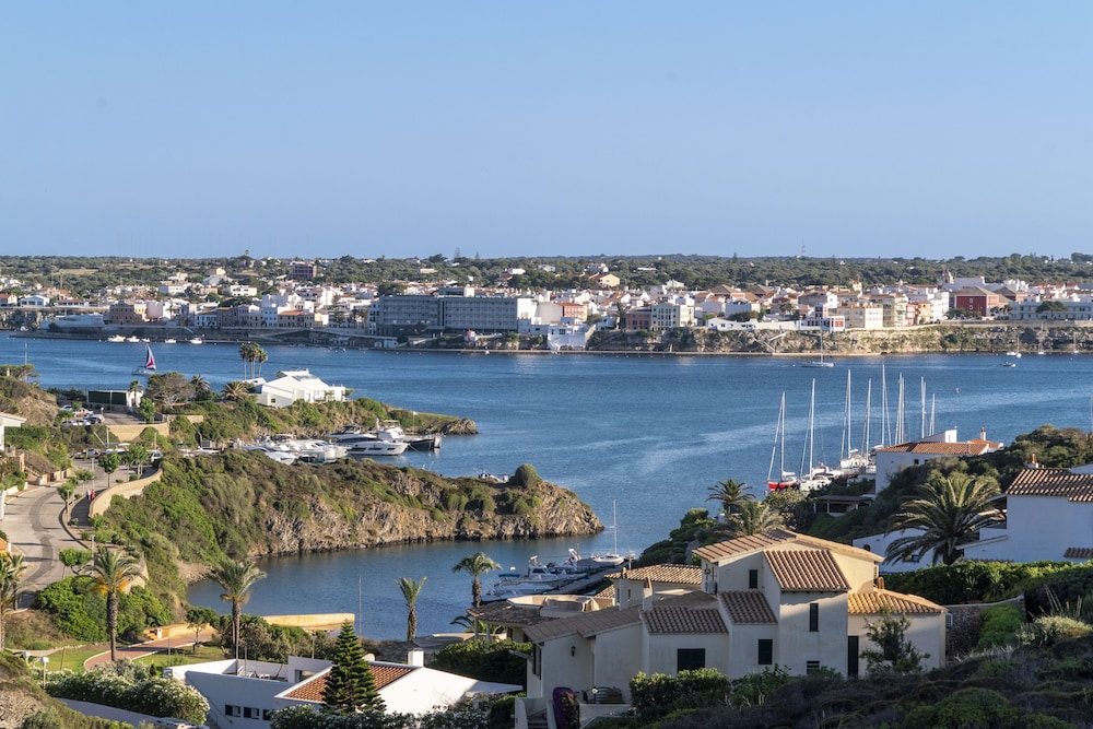 Calallonga Hotel Menorca 38/50