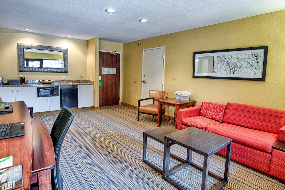 Courtyard Fargo Moorhead Mn 20/34