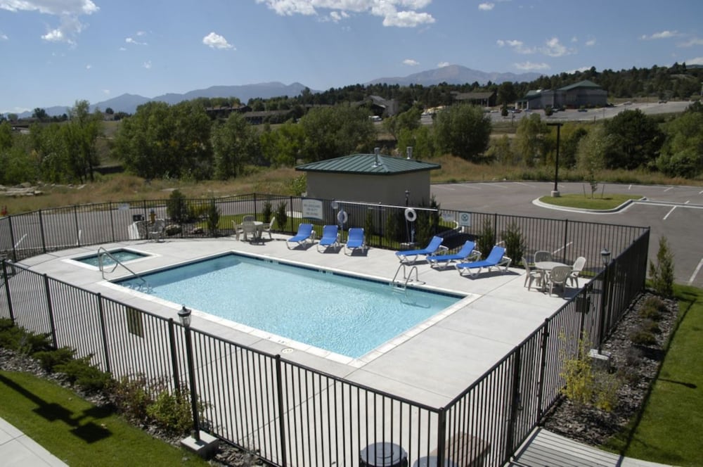 Staybridge Suites Co Springs Air Force Academy 2/60