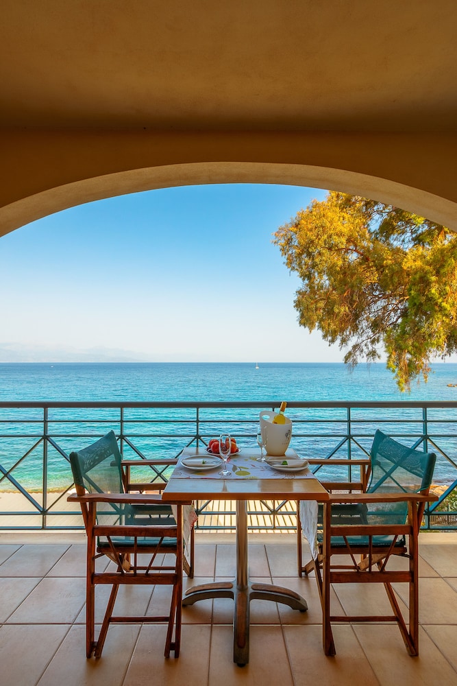 Grekis Hotel Apartments 20/33