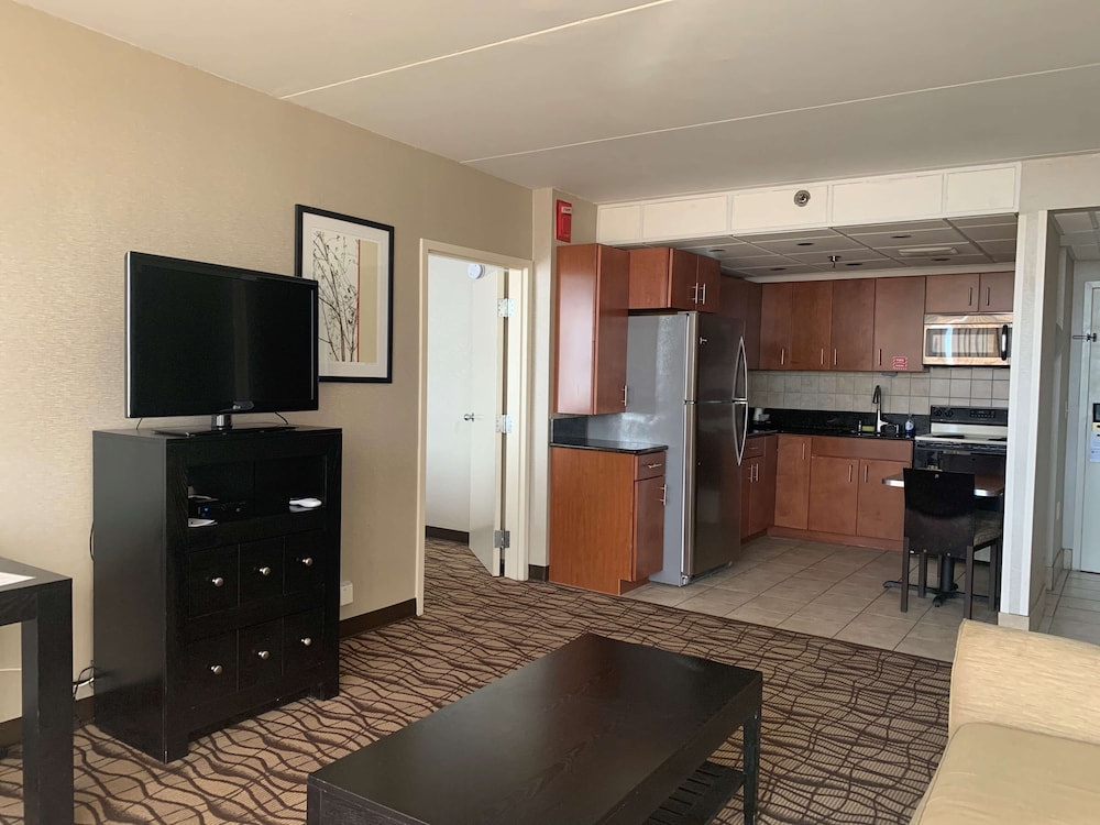 Best Western Executive Hotel Of New Haven - West Haven 34/48
