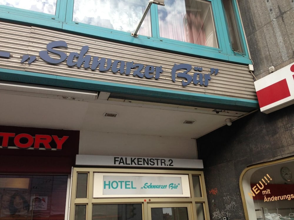 Hotel Schwarzer Bar 1/52
