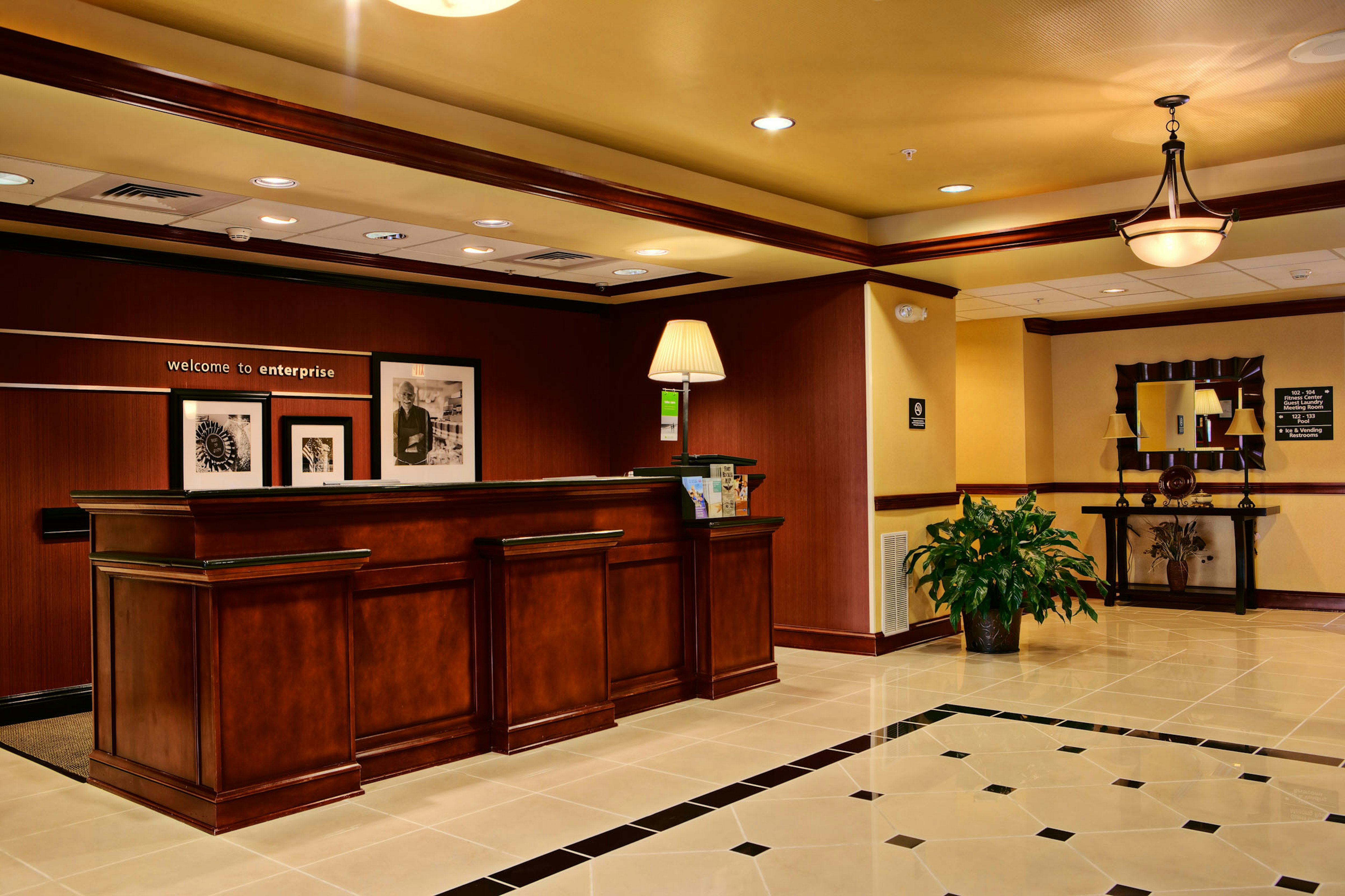 Hampton Inn Enterprise 3/40
