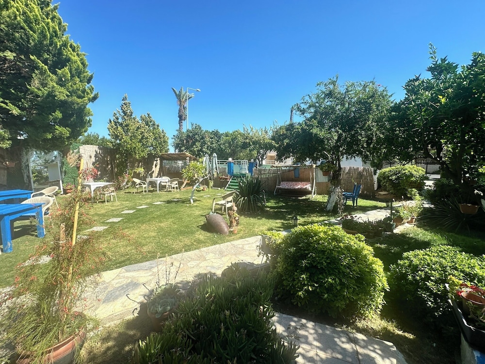 Bonjourla Otel 26/27