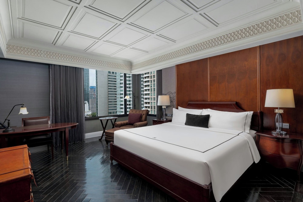 ROOM, KING BED
