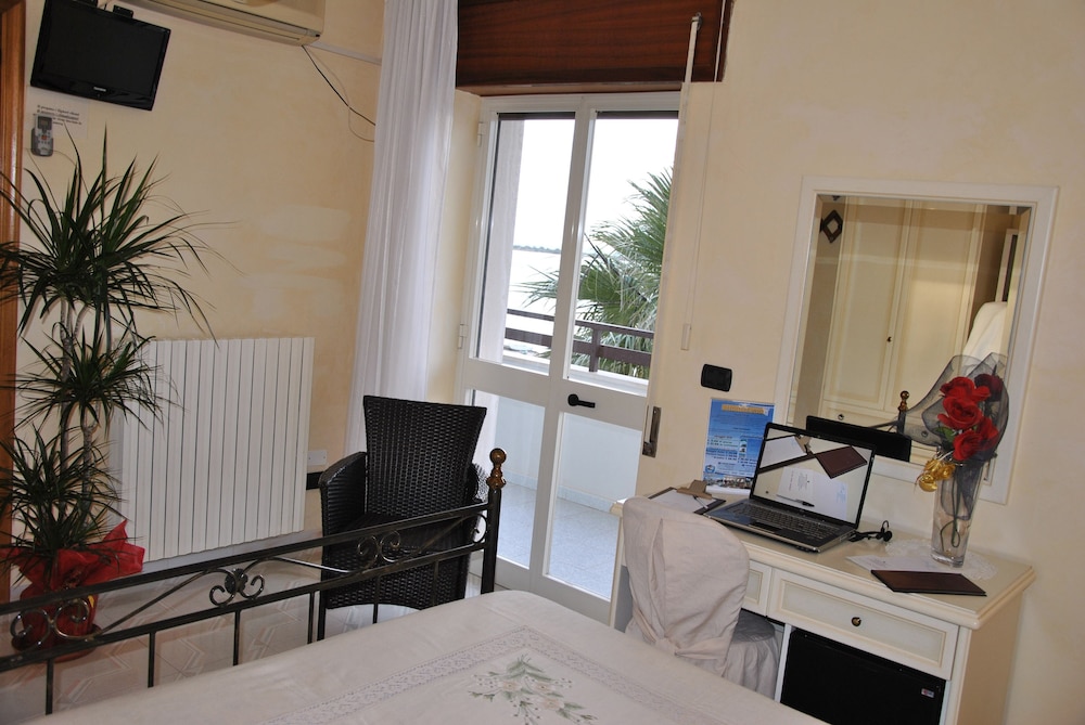 Mediterraneo Hotel 47/73