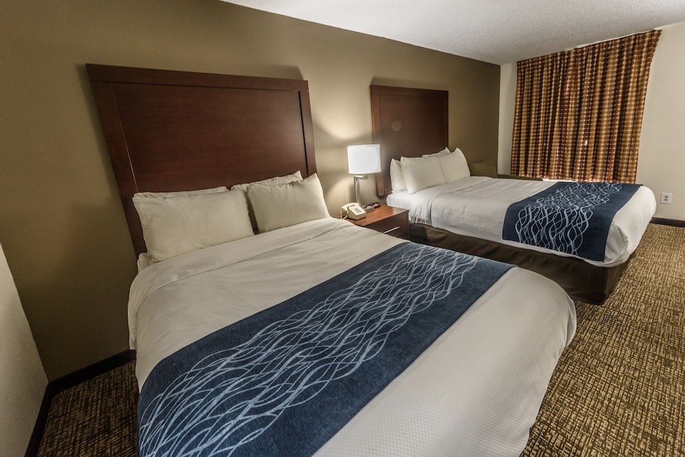 Richland Inn Lawrenceburg 17/46