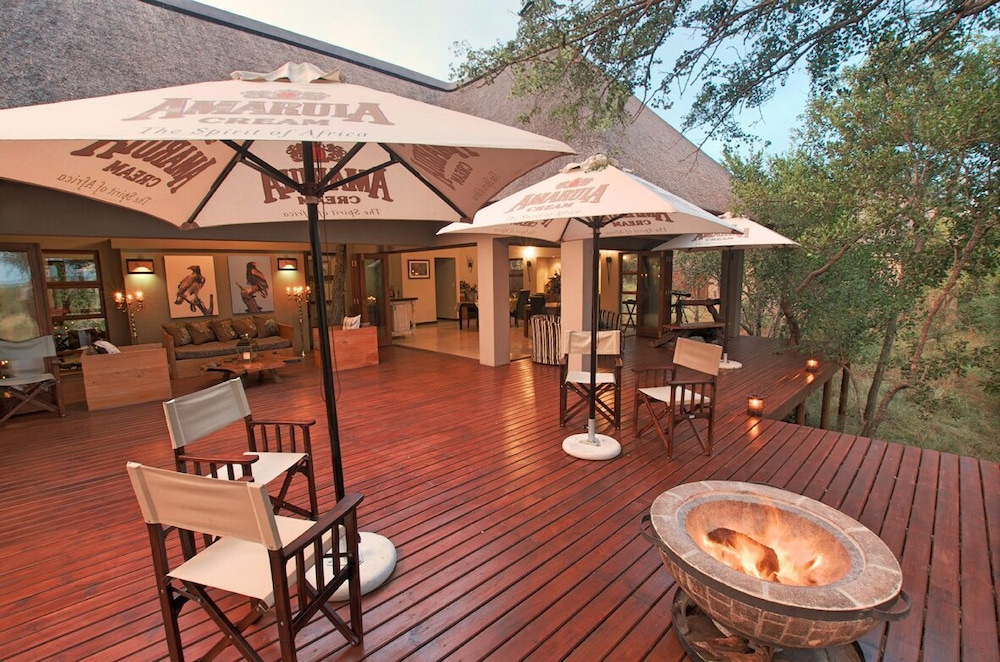 Raptor Retreat Game Lodge 18/24