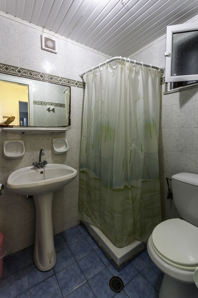 استوديو بثلاثة أسرّة، Vossos Hotel Apartments 4/4