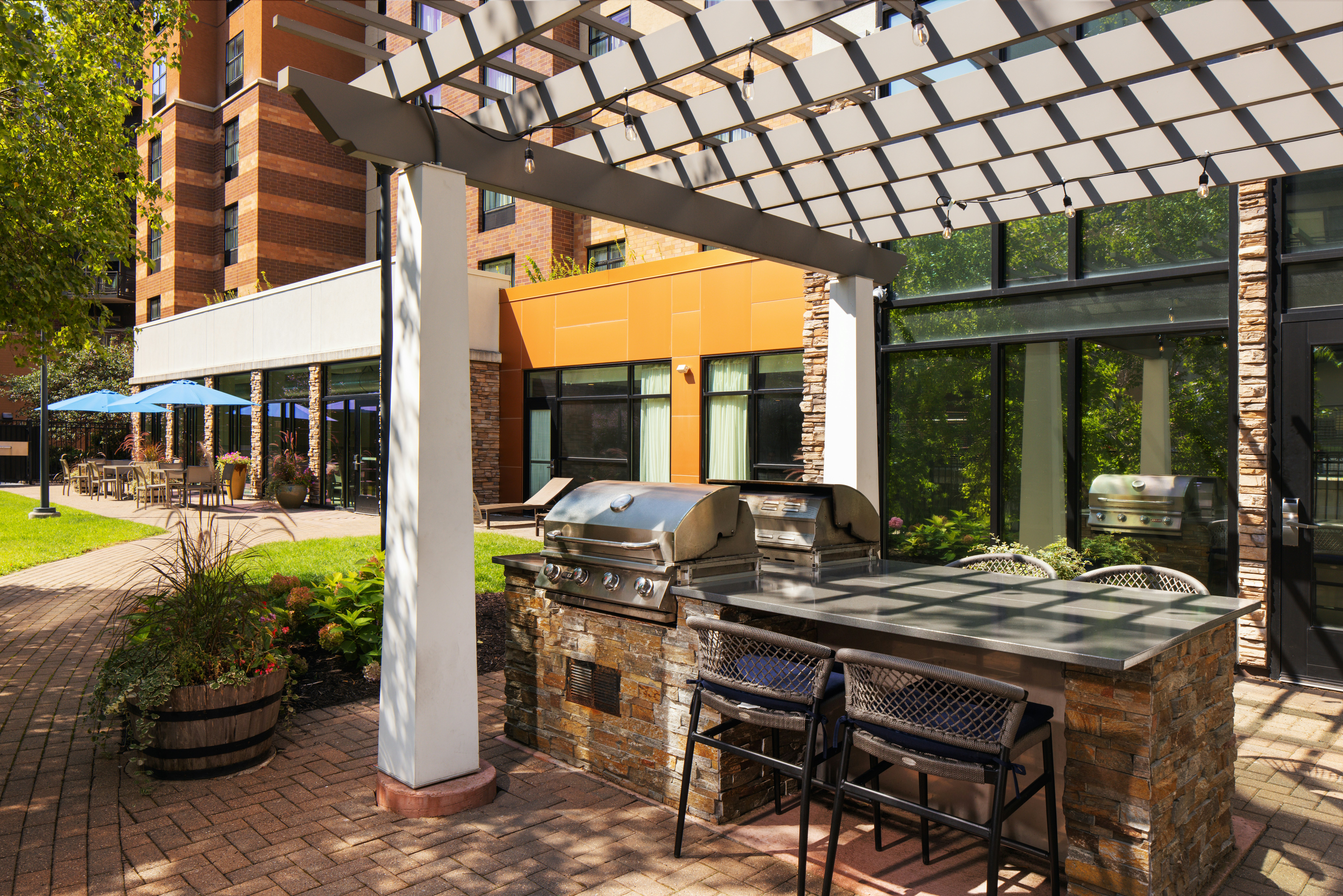 HOMEWOOD SUITE MINNEAPOLIS-ST. LOUIS PARK 24/32