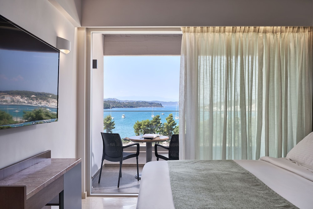 AKS PORTO HELI 28/48