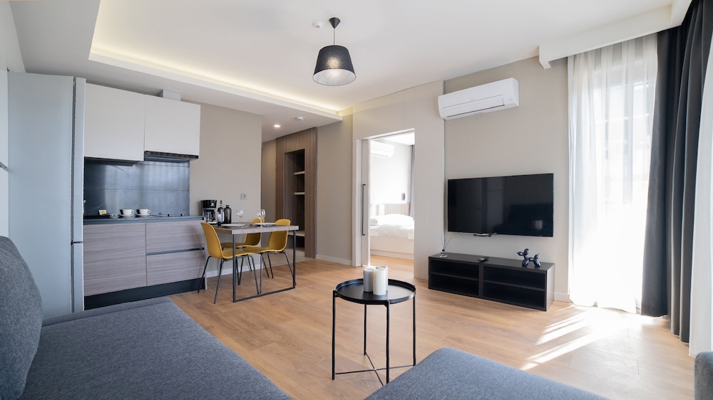 Vesta Suites 26/50