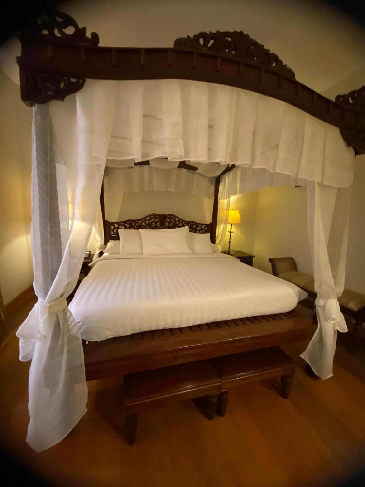 جناح، Hotel Salcedo De Vigan 4/7