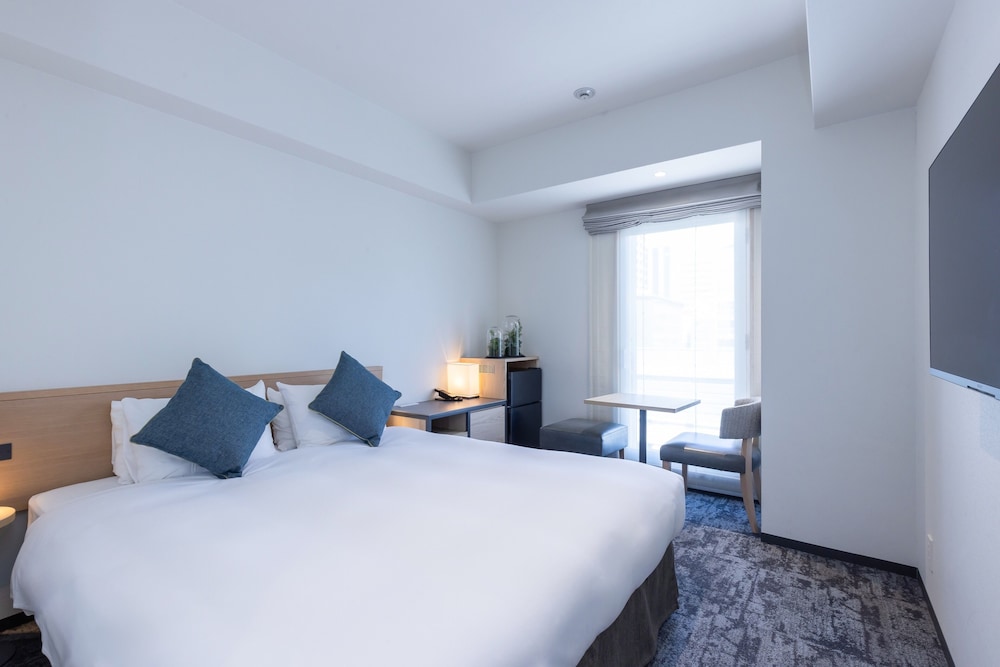 Standard, Single, Queen Bed, Washing Machine
