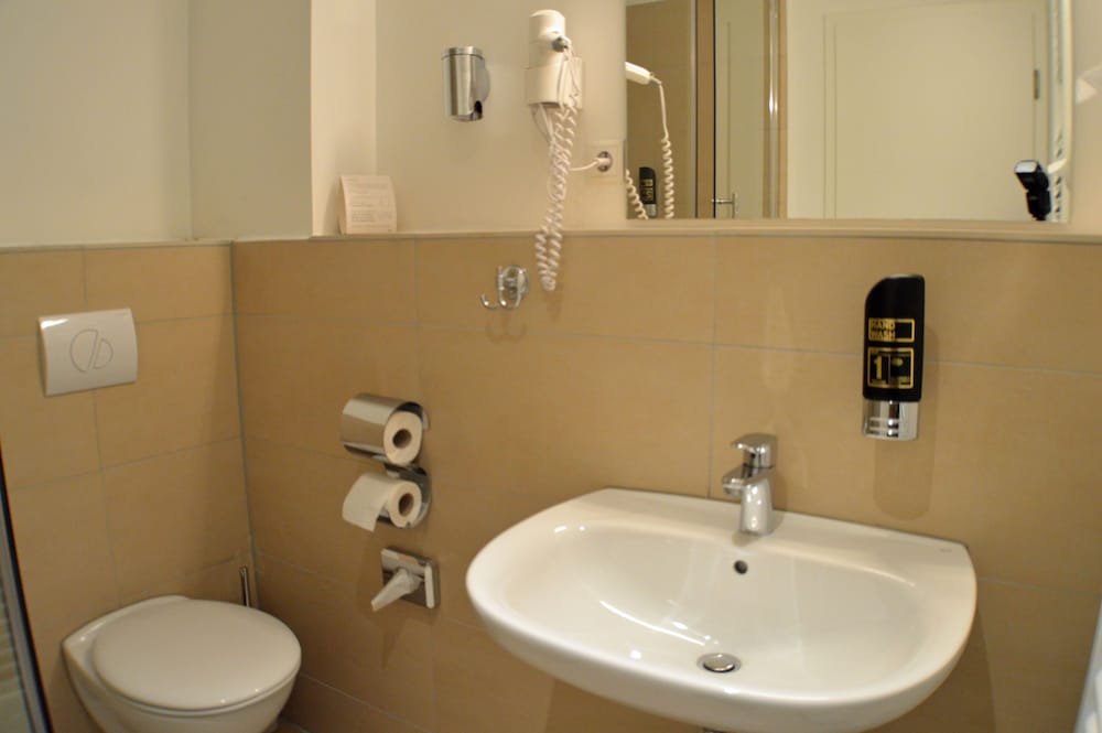 Hotel Jeta 46/50