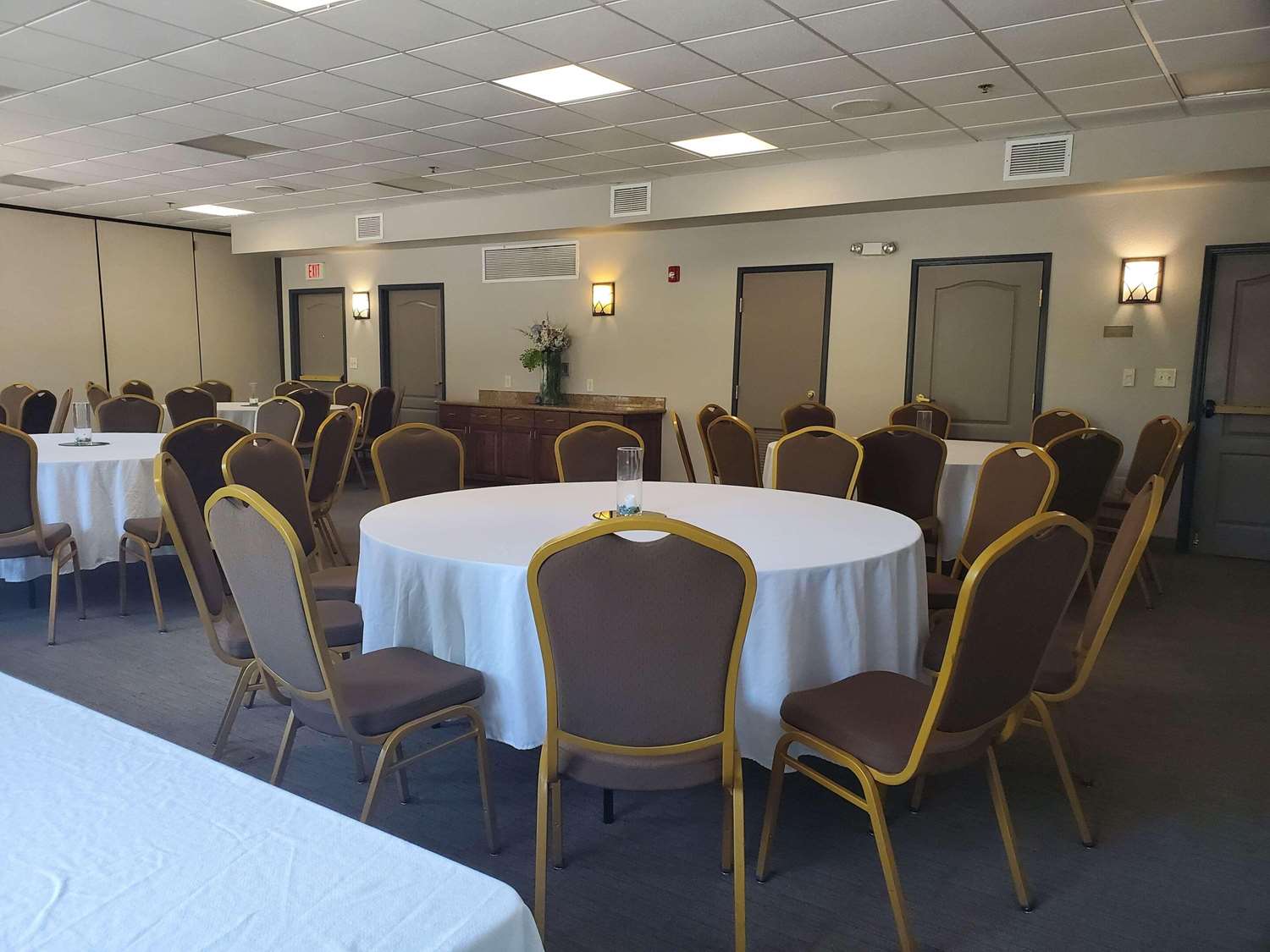 Country Inn Suites By Radisson Rocky Mount Nc 31/35