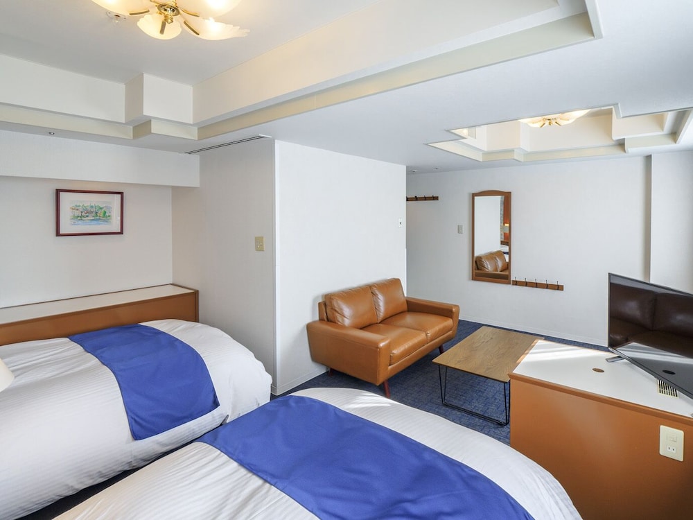 Airline Hotel 24/62