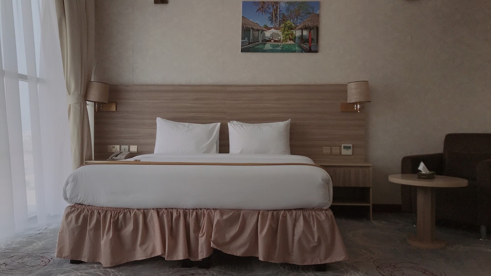 Grand Tourist Hotel 19/50