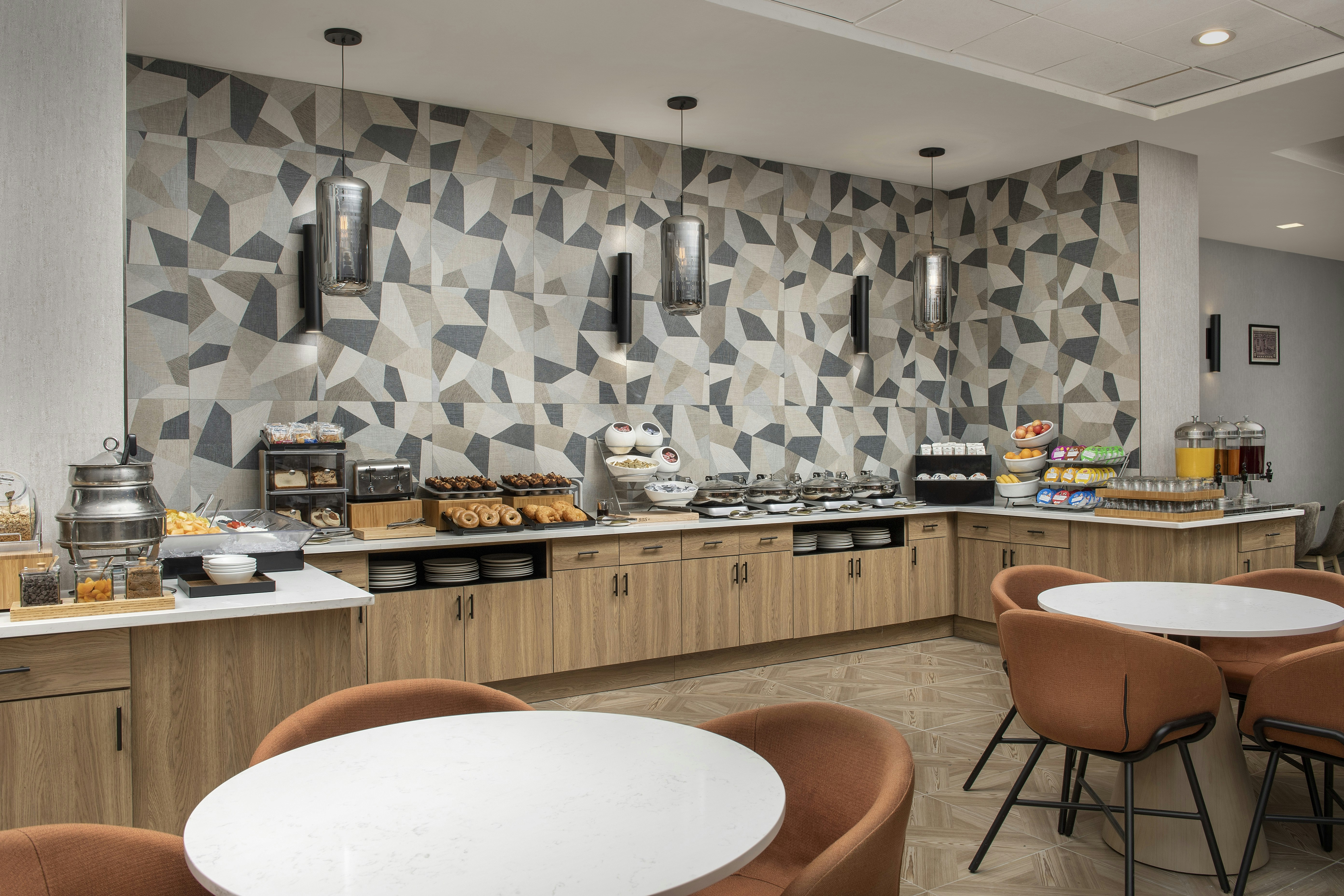 Doubletree by Hilton Chattanooga Hamilton Place 17/24