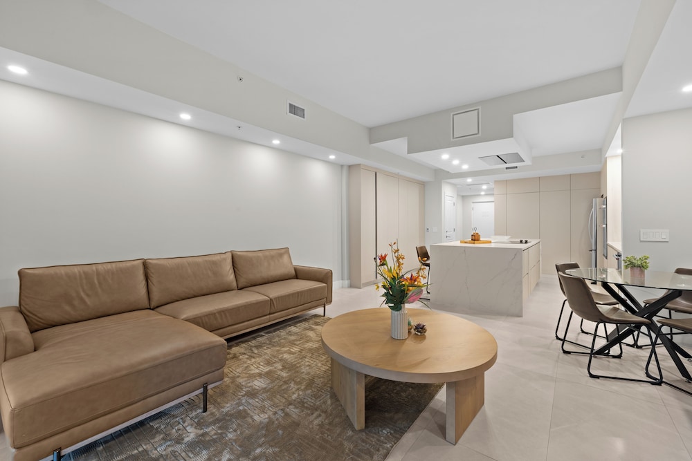 Provident Doral At the Blue Hotel 43/72