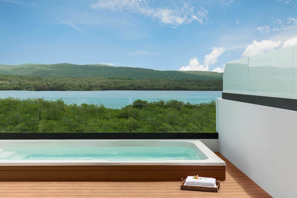 Excellence Oyster Bay Adults Only All Inclusive 30/75