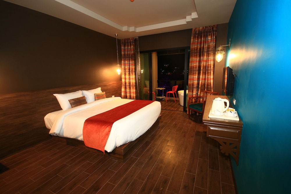 Chiangkhong Teak Garden Riverfront Hotel 43/74