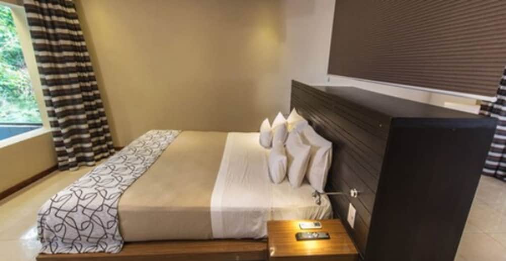 Yvy de Selva Hotel 10/51