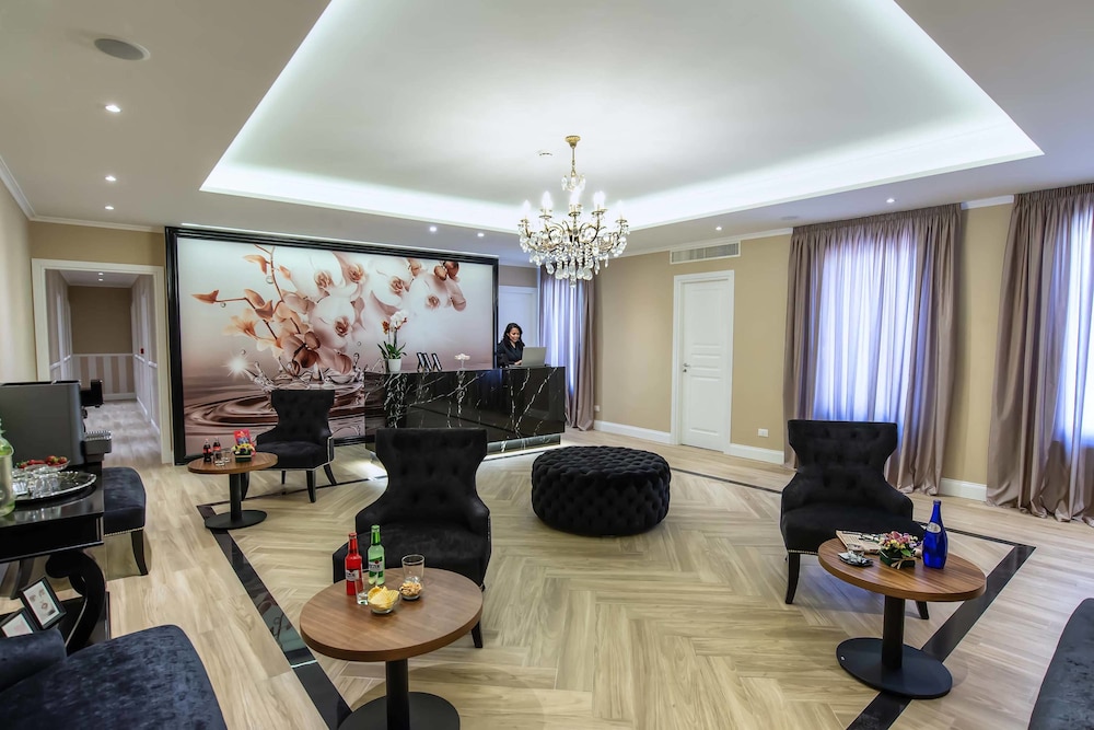 The Boutique Hotel (ex Joli) 47/59