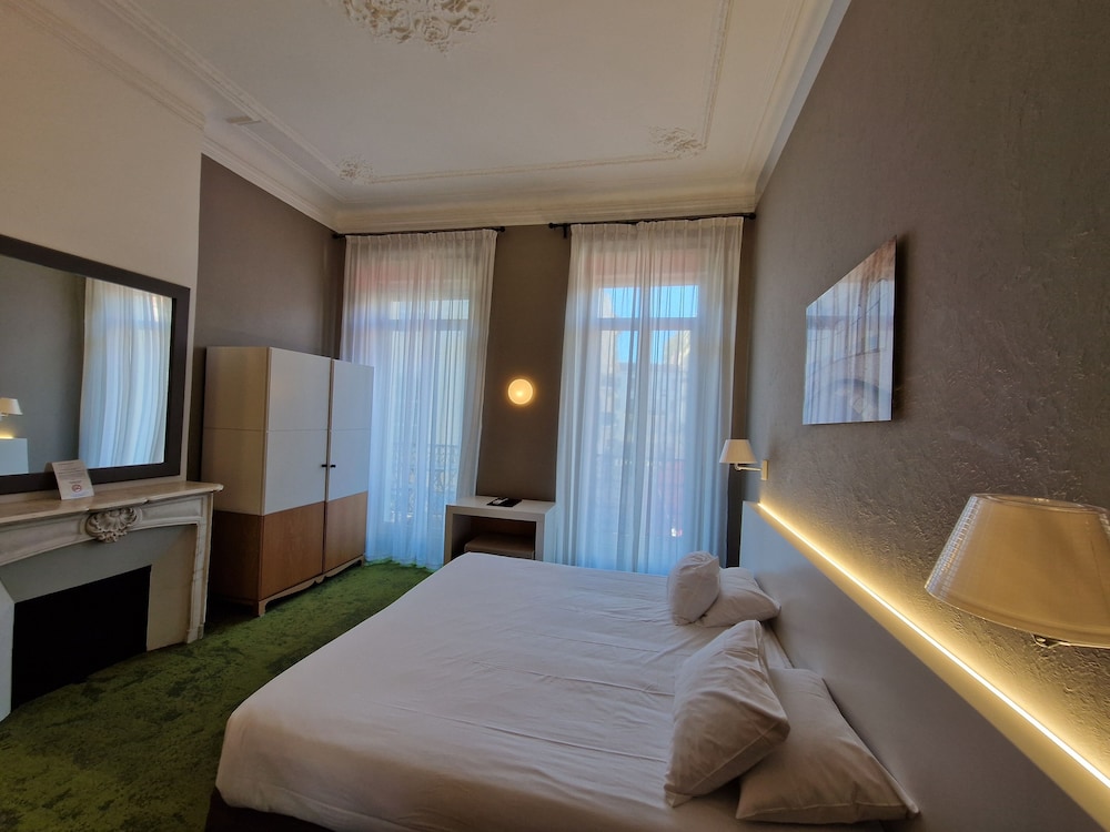 SUPERIOR, DOUBLE BED, BALCONY