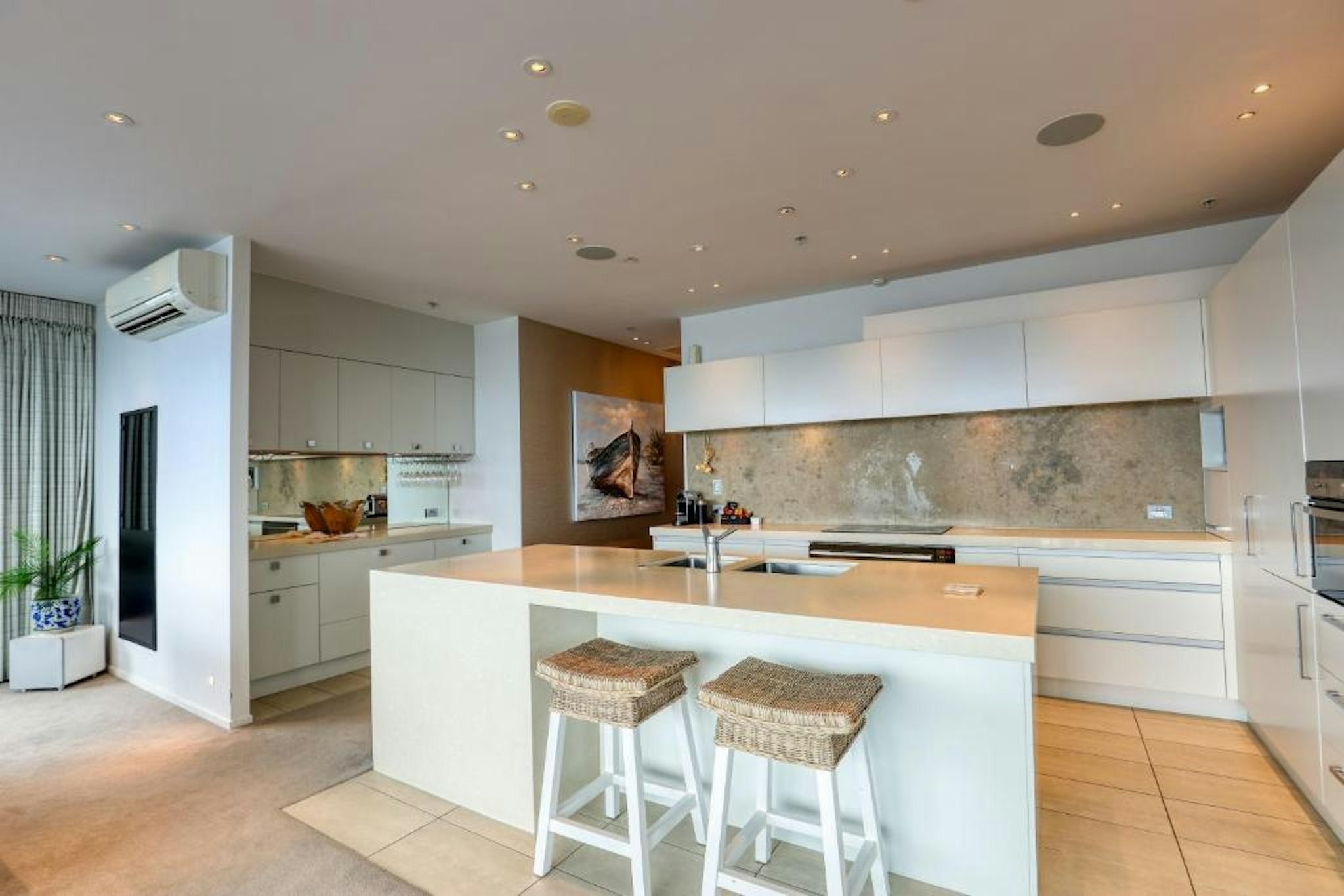 Marsden Suites Nautilus Orewa 55/59
